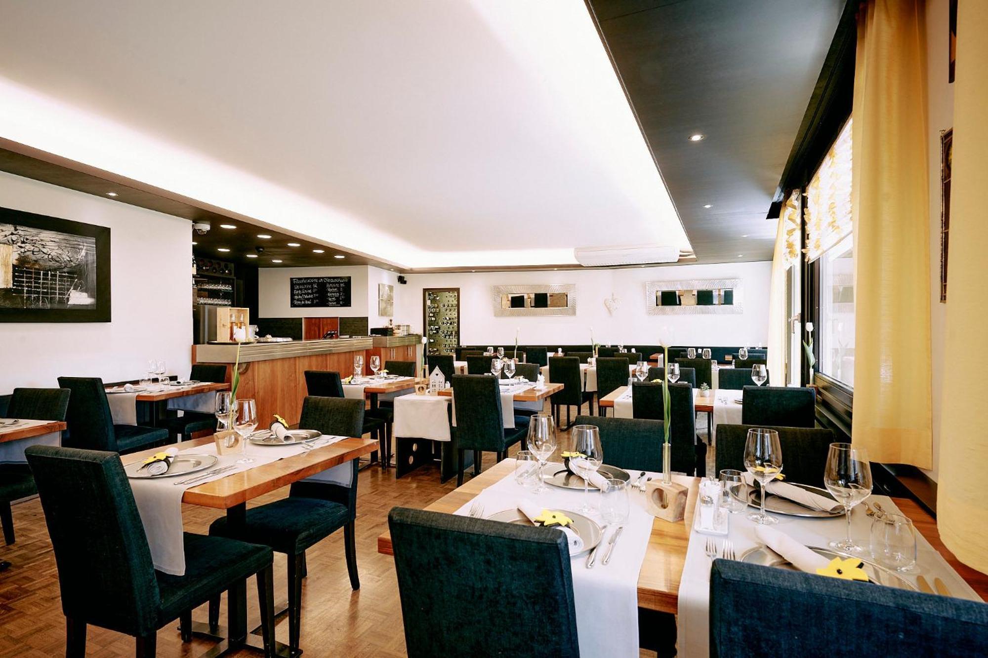 Elite Hotel Висп Екстериор снимка